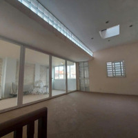 Bán Đất Tặng Nhà Âu Cơ 107M Ngõ Nông Gần Ô Tômặt Tiềnrộng Giá Bán 21.3 Tỷ (Hth2030648)