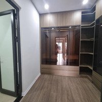 Phân Lô Quân Đội Vương Thừa Vũ Nhà Vip Gara Thang Máy 6 Tầng 50M Full Đồ Dân Xây Ở Luôn !!!