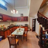 Nhà phố Chùa Láng – Ngõ nông – Ô tô – Kinh doanh – 2 thoáng – 50m2 – 4 tầng – 15.5 tỷ