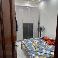 Bán Nhà Mặt Phố Ngô Gia Tự- Vỉa Hè 8M-Kinh Doanh Siêu Đỉnh. 65M2, Mt:4M, 3 Tầng.giá:17,9 Tỷ Còn Tl