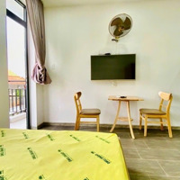 Thuê Phòng 30 M2 Ban Công Võ Oanh Quận Bình Thạnh Gần Hutech Gtvt, Lh :Trung 0393552498