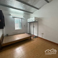 Bán Nhà 42M 4T Ô Tô Đỗ Cửa Khu Dân Trí - Cách Ô Tô Tránh 30M - Sổ Đỏ Chính Chủ Hk 2 Bà Chỉ 9,5 Tỷ