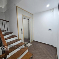 Bán Nhà Láng Hạ, Đống Đa, Gara, Thang Máy, Mặt Đường Rộng, Ô Tô Vào Nhà, 7 Tầng, 47M2, Giá Bán 17.2 Tỷ