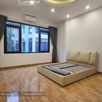 Bán Gấp Siêu Phẩm Phân Lô-Sát Ngọc Lâm-Ngọc Thuỵ-52M2-4 Tầng-Mt 4,5M-Kinh Doanh-Ô Tô Tránh-11,9 Tỷ