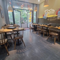 Cho Thuê Cửa Hàng Phố Nguyễn Thị Định - Trung Hoà - Cầu Giấy:diện Tích55M2 X 4 Tầng,Mặt Tiền4.5M Giá 45 Triệu
