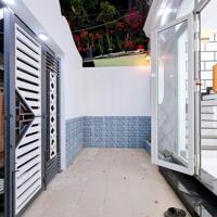 Nhà lầu mới 3 phòng ngủ - Gần trường Cao Đẳng Cần Thơ