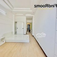 Còn 2P Cuối Cùng Dạng Studio Ban Công Or Tách Bếp (Sẵn Máy Lạnh) Cạnh Bên Iuh