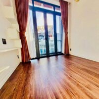 GẤP BÁN! CĂN NHÀ CMT8 4 TẦNG DÒNG TIỀN 20TR/THÁNG CHỈ 6TỶ999 TL CHÍNH CHỦ