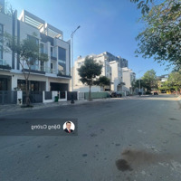 Cho Thuê Nhà Làm Văn Phòng Q.2 Cũ Nhà Mới, Full Tiện Ích, Khu An Ninh 24/7