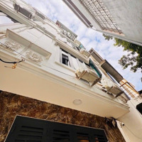 Nhà Dòng Tiền Nam Từ Liêm, Gần Cao Đẳng Fpt, 100M Ra Đường Oto Tránh, 5 Tầng 39,8M2 / 27 Triệu/ Tháng