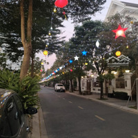 Bán Căn Biệt Thự Góc 2 Mặt Tiền Khu Cityland Garden Emart, Dt: 10 X 21M Có Thang Máy