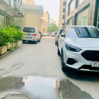 Bán Nhà Ngõ 603 Lạc Long Quân 81M2 Nhỉnh 29 Tỷ. Ngõ Thông Ô Tô Tránh Phù Hợp Ở, Giữ Tiền, Văn Phòng