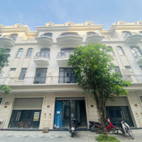 Gia Chủ Cần Tiền Cắt Lỗ Phân Khu Sao Biển
- Diện Tích 58,5M, Đã Có Sổ Đỏ Mà Giá Chỉ Hơn 9Tỵ