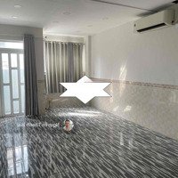 Cho Thuê Nhà Mặt Tiền Hòa Bình 72M², 3 Lầu - Ngay Chợ-Siêu Thị