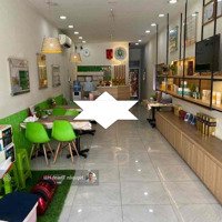 Cho Thuê Nhà Mặt Tiền Hòa Bình 72M², 3 Lầu - Ngay Chợ-Siêu Thị