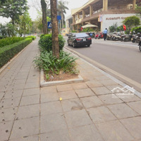 Bán Nhà Ngõ Phố Trích Sài Oto Vào Nhà ,Căn Nhà Hiếm Có Sát Mặt Hồ Tây Diện Tích: 215M2,Mt:10M, Giá:88Tỷ