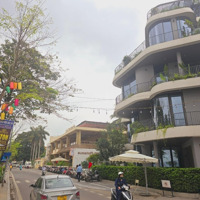 Bán Nhà Ngõ Phố Trích Sài Oto Vào Nhà ,Căn Nhà Hiếm Có Sát Mặt Hồ Tây Diện Tích: 215M2,Mt:10M, Giá:88Tỷ