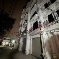 Bán Nr 40M2, 6,44 Tỷ, 3 Phòng Ngủ 4 Vệ Sinh 6 Tầng Thang Máy Oto Tránh Vào Nhà Tại Hữu Hoà Thanh Trì