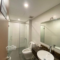 Vợ Chồng Tôi Cần Cho Thuê Căn Hộ 2 Phòng Ngủđồ Cơ Bản Tại Chung Cư C2 Xuân Đỉnh Giá 9 Triệu/Th 0981959535 A Hà