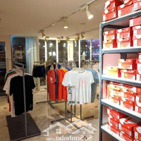 Bán Nhà Mặt Tiền Ngay Cách Mạng Tháng 8, Quận 3 (5X15M) 5 Tầng, Thuê 100 Tr, Bán 27 Tỷ