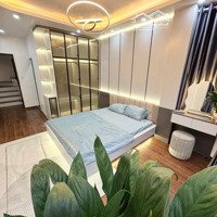 Bùm! Nhà Đẹp Trung Tâm Đống Đa Dân Xây Tâm Huyết Full Nội Thất Xách Vali Về Ở!