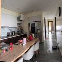 Bán Căn 3 Pn, Diện Tích 107,6 M2, Tầng Trung, View Đẹp, Có Slot Ô Tô Bàn Giao Nhà Ngay