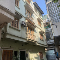 Lô Góc Đầm Trấu Nhà Riêng Đẹp Xây 5 Tầng Đủ Đồ