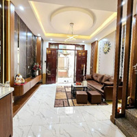 Vài Bước Chân Ra Ô Tô Tránh Bán Nhà Phố Trạm, Long Biên 5 Tầng Mới Toanh Về Ở Luôn Giá Bán 6,1 Tỷ
