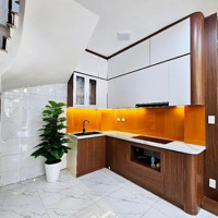 Vài Bước Chân Ra Ô Tô Tránh Bán Nhà Phố Trạm, Long Biên 5 Tầng Mới Toanh Về Ở Luôn Giá Bán 6,1 Tỷ