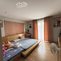 Bán Nhà Riêng 30 Tỷ, 100M2 Tại Phố Việt Hưng, Long Biên, Hà Nội