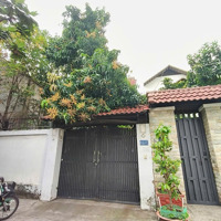 Biệt Thự Kiều Đàm, Q7 225M2, Ngang 9 X 25M Chủ Gấp Bán, Giá Rẻ Hơn Giá Hẻm. Q7