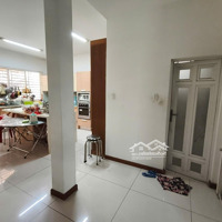 Biệt Thự Kiều Đàm, Q7 225M2, Ngang 9 X 25M Chủ Gấp Bán, Giá Rẻ Hơn Giá Hẻm. Q7