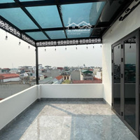 Nhà Phố Trạm, 7 Tầng Thang Máy, Gara Oto, Lô Góc 3 Mặt Thoáng