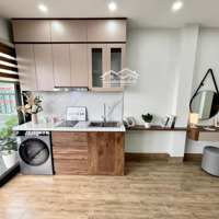 Cho Thuê Phòng 38M2 Ban Công, Máy Giặt Riêng, Full Nội Thất Ngay Bạch Đằng, Phú Nhuận