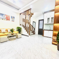 Nhà Đẹp Vĩnh Hưng Hoàng Mai, Mới Koong,Diện Tích32M, 5 Tầng, Full Nội Thất, 2 Mặt Thoáng Cách Ô Tô 20M