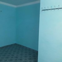 Còn 1 Phòng Trọ Cho 1 - 2 Người Ko Có Xe Tại Nhà Trọ Mặt Tiền Q7, Toilet Riêng