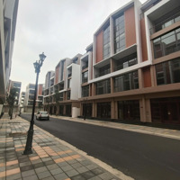 Ánh Dương 80M , 1 Trong Những Căn Cuối Cùng , Giá Bán 10,8 Tỷ , Hướng Đông Nam , Mặt Tiền 5M