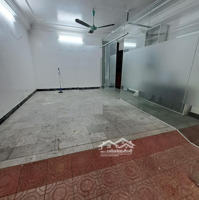 Cho Thuê Căn Nhà Ngõ 31 Phố Trần Quốc Hoàn - Cầu Giấy. Diện Tích 70M2 X 4 Tầng Mặt Tiền 5M