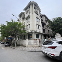 Cho Thuê Mbkd Nguyễn Khánh Toàn 200M, 2 Tầng, Mặt Tiền 15M Vỉa Hè Đá Bóng Kd Mọi Mô Hình 0336920707