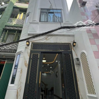 Trung Tâm Quận 10 - Gần 40M2 - Kế Mặt Tiền - Thiết Kế Hiện Đại, Nội Thất Cao Cấp - Hơn 8 Tỷ.