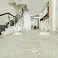 Cực Hiếm! Nhà 5 Phòng Ngủ 3 Tầng Hẻm Xe Hơi Cộng Hoà - Giá Chỉ 25 Triệuiệu, Tân Bình