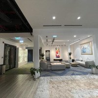 Cho Thuê Nhà Nguyên Căn Góc 2 Mặt Tiền Đường Nguyễn Trung Trực Quận 1, Ngay Sát Chợ Bến Thành