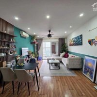 Hiếm! Bán căn hộ 335 Cầu Giấy 90m2 3pn 2vs 6,65 tỷ Full NT, tầng trung