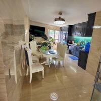 Bán Nhà 5 Tầng Khu Vực Trần Hưng Đạo,Hạ Long. DT:54.7m2 Oto Đỗ Cửa !!!