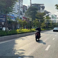 Cho Thuê Nhà 3 Tầng Mặt Phố Lạc Long Quân, Tây Hồ, Hà Nội Vị Trí Cực Đẹp!