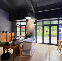 Shophouse 21,5 Quảng Trường Giá Siêu Rẻ. Thang Máy. Hoàn Thiện Full Nội Thất, Vị Trí Đẹp Kinh Doanh