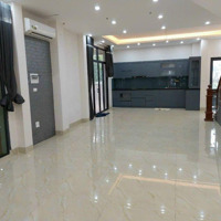 Cần Cho Thuê Biệt Thự Dương Nội Hoàn Thiện Full Nội Thất Giá Chỉ 27 Triệu/Tháng. Liên Hệ: 0357359604