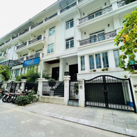 Biệt Thự Liền Kề - Trung Tâm Thanh Xuân - Oto Tránh- Vỉa Hè - Có Hầm - 110M2 - Mặt Tiền 5.2M -31 Ty