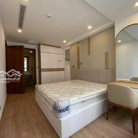 Cho Thuê Căn Hộ Midtown Phú Mỹ Hưng 90M2 2 Phòng Ngủ 2 Vệ Sinhlầu Cao View Đẹp Giá Cực Tốt Nhà Đẹp Mới