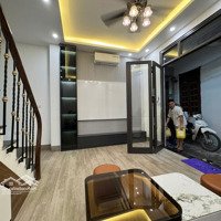 Bán Nhà Văn Hương Đống Đa ,Nhà Đẹp Ở Ngay Fun Nội Thất ,Diện Tích30M2 Xmặt Tiền4,6 X 4Tầng + Trung Tâm Đốn